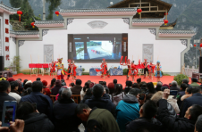 重庆巫山下庄村：百家团年迎新春